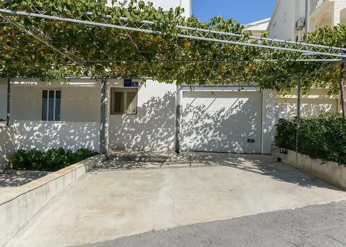 Apartmán Lucija-2 By Interhome